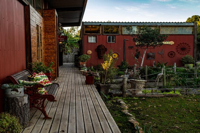 5 Bedroom Property for Sale in The Crags Western Cape